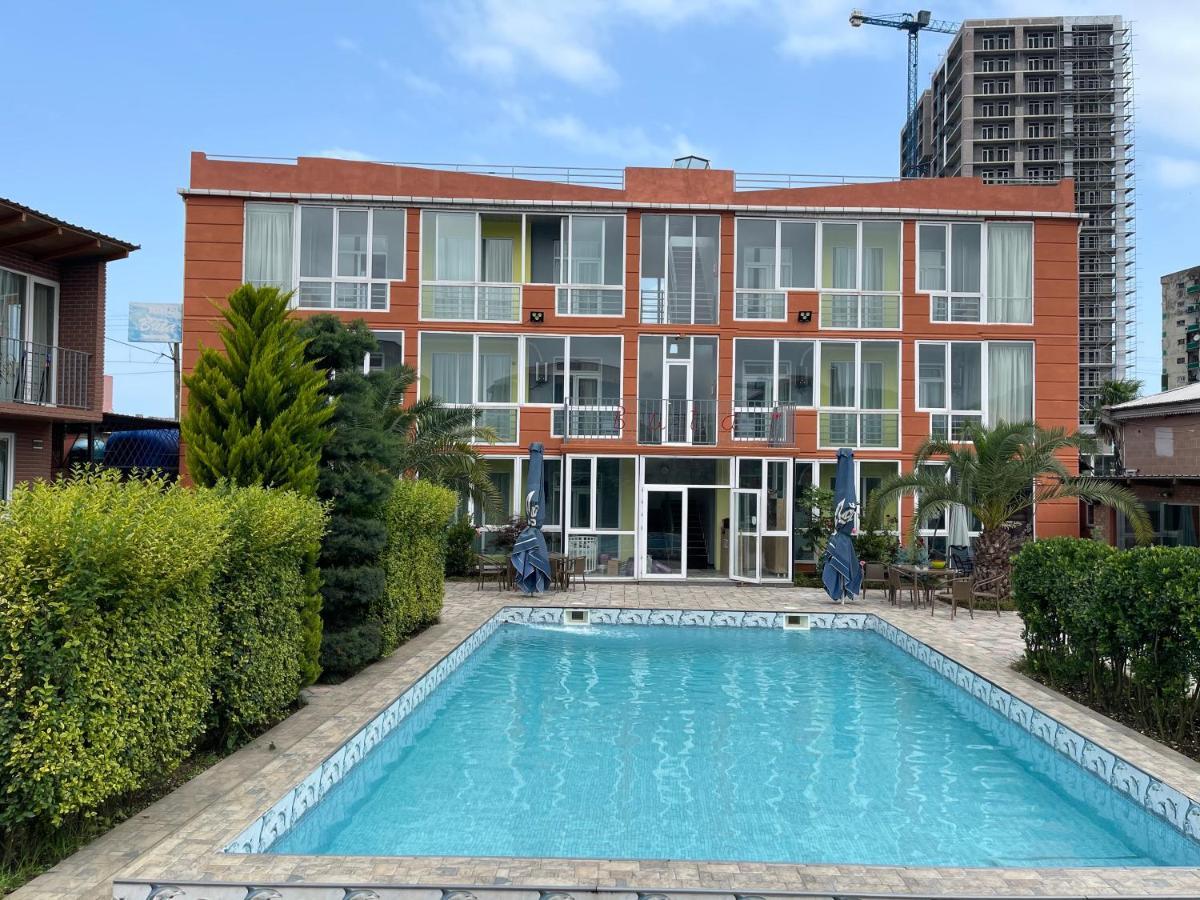 Hotel Buta Batumi Luaran gambar