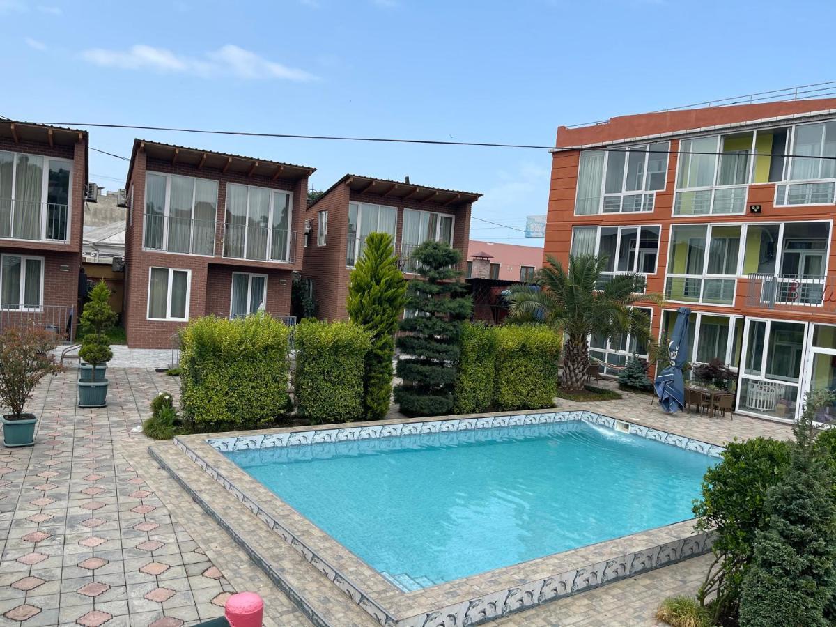 Hotel Buta Batumi Luaran gambar