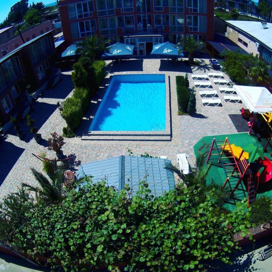 Hotel Buta Batumi Luaran gambar