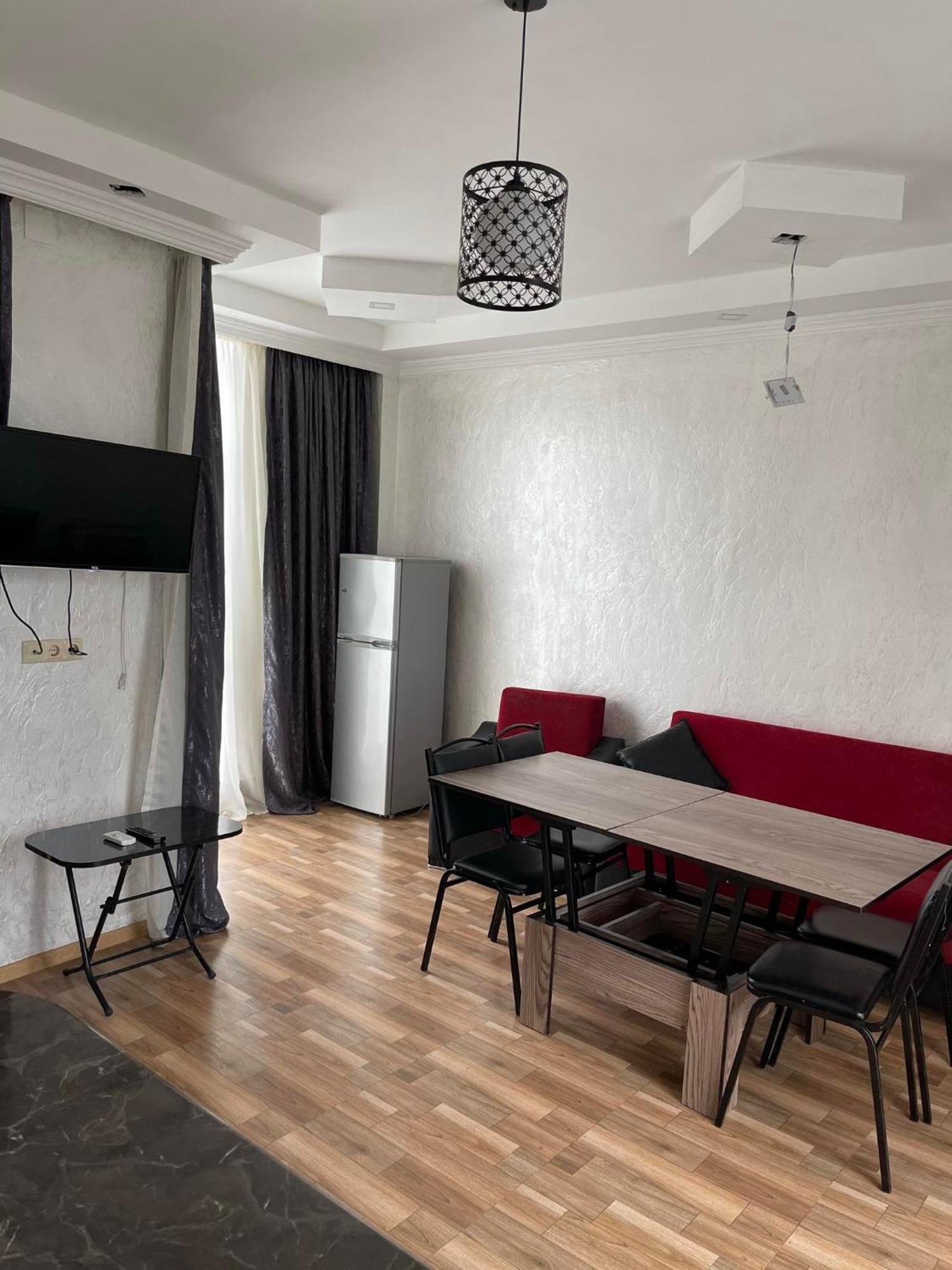 Hotel Buta Batumi Luaran gambar