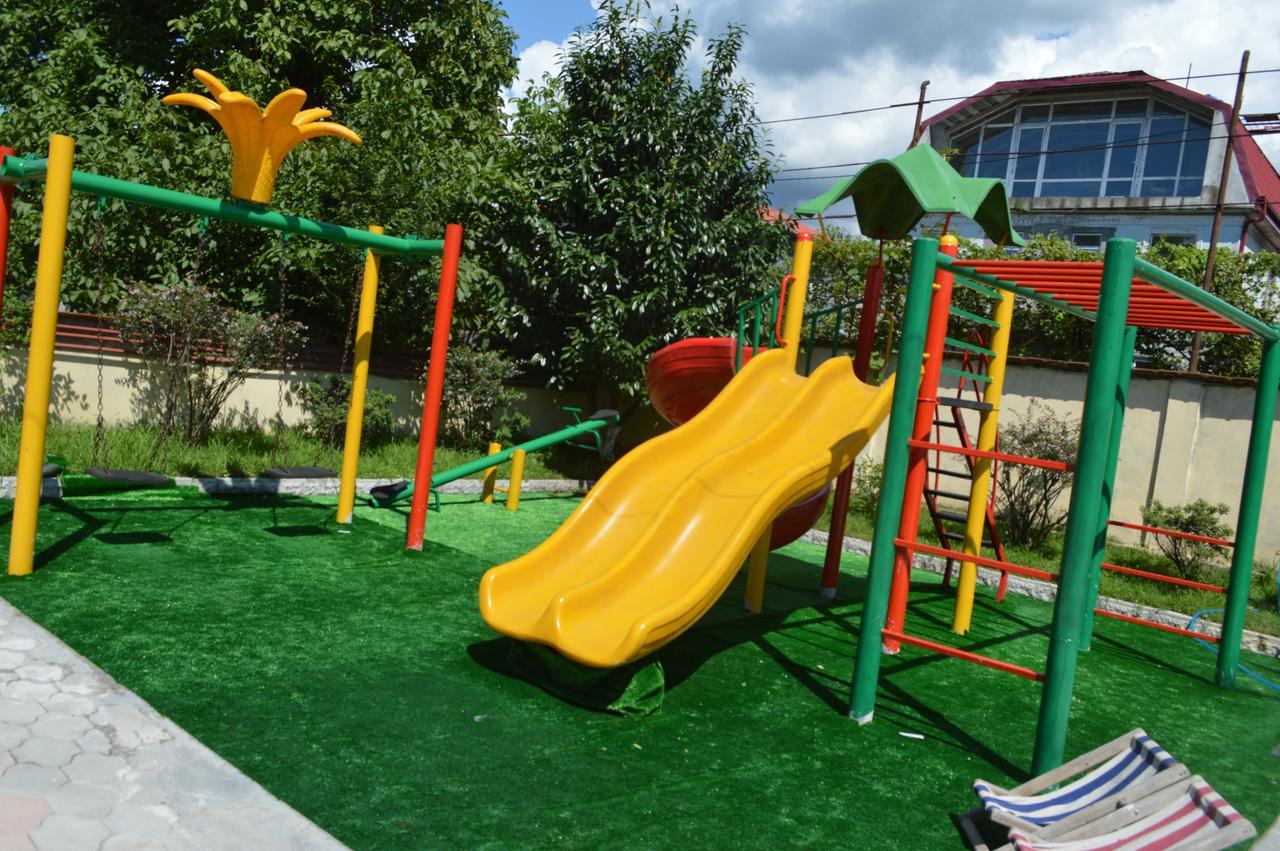 Hotel Buta Batumi Luaran gambar