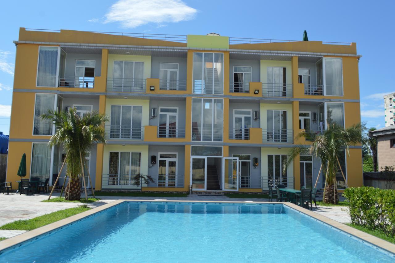 Hotel Buta Batumi Luaran gambar