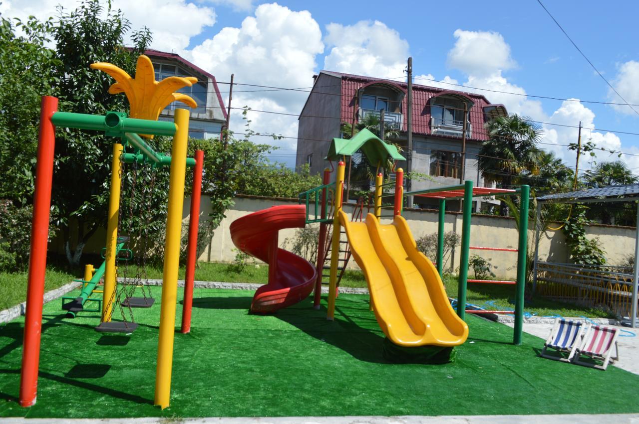 Hotel Buta Batumi Luaran gambar